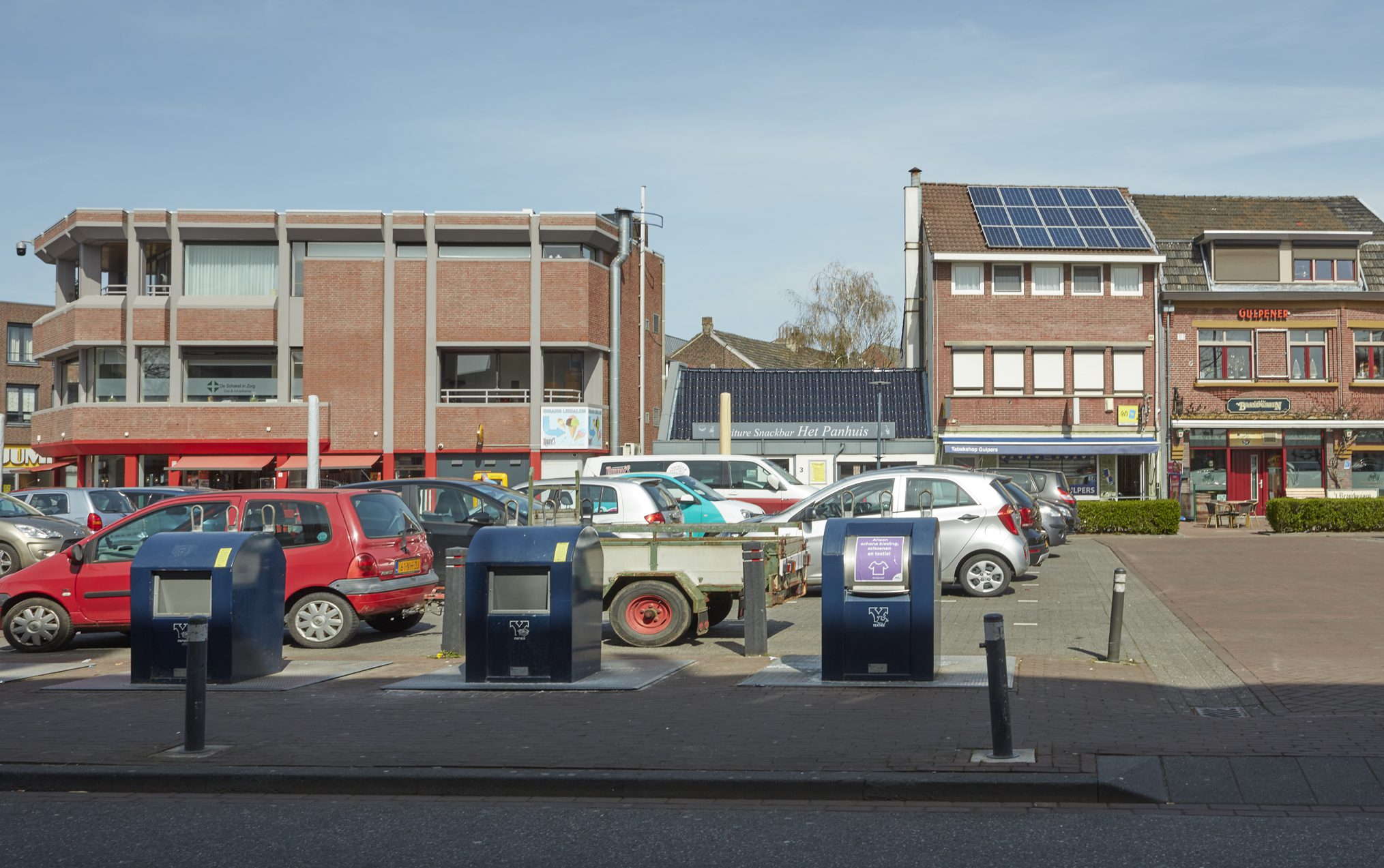 De noordzijde van de markt in Schaesberg